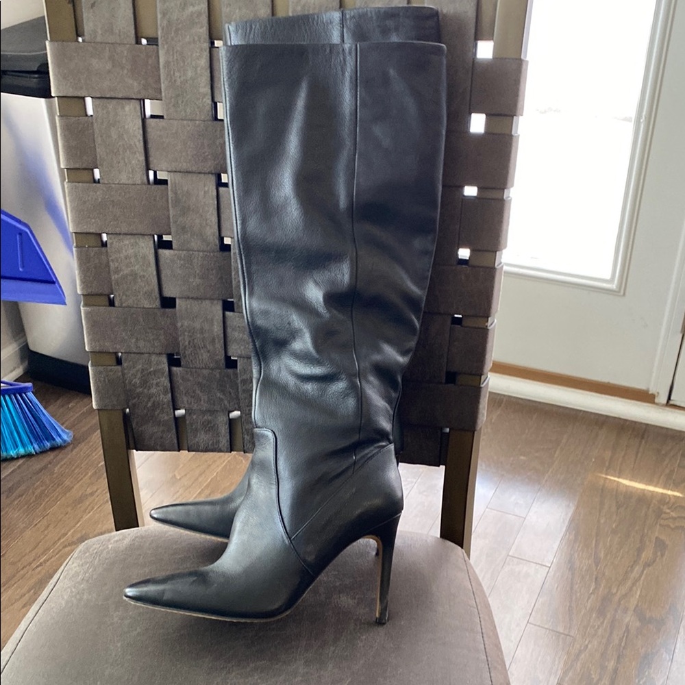 Elegant Black Leather Knee-High Boots